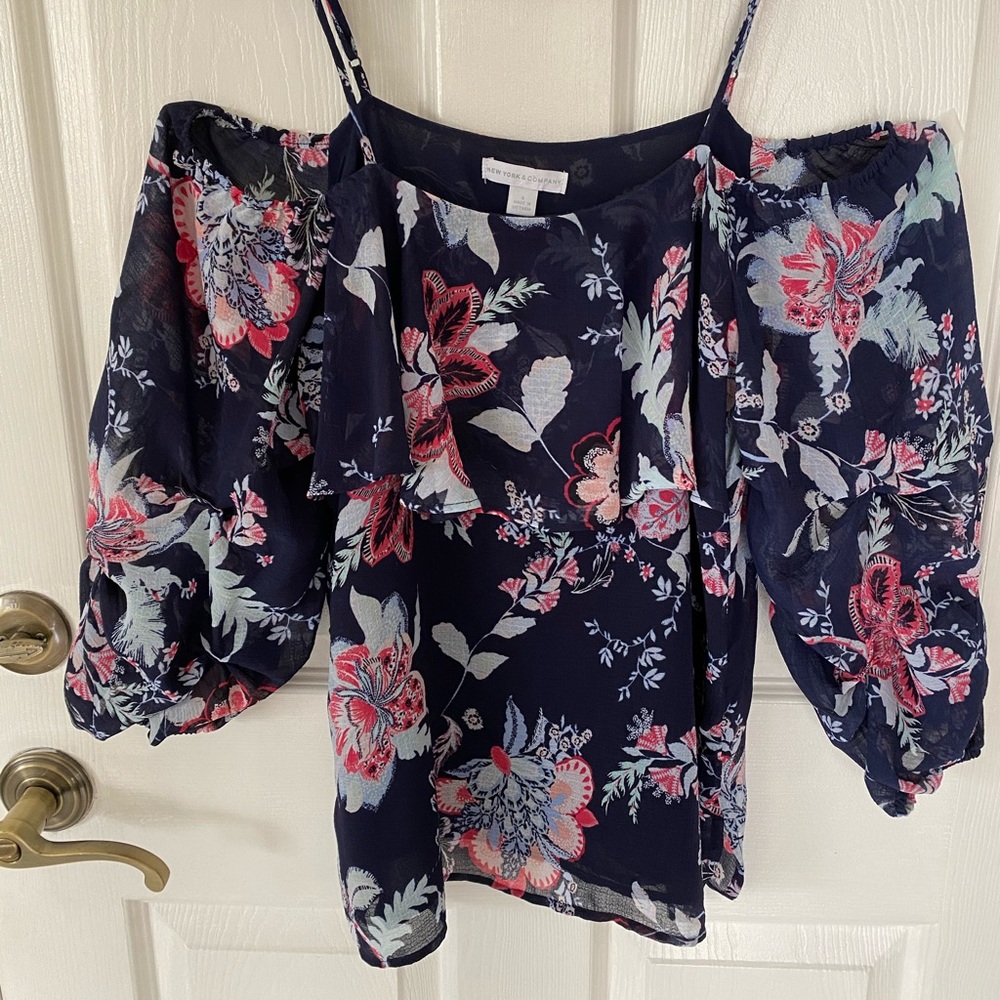 New York &Co Floral Off the Shoulder Blouse
